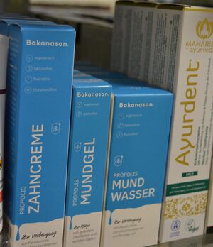 Zahncreme von Bakanasan Zahncreme von Bakanasan…